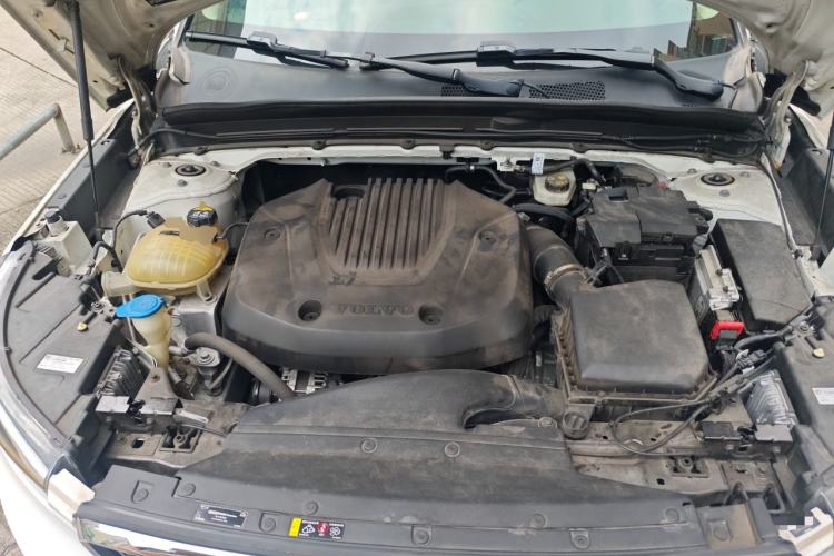 Used Volvo XC40 2020 T3 Smart & Stylish Edition Engine Bay
