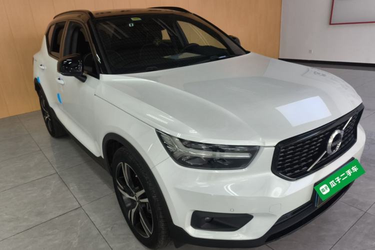 Used Volvo XC40 2020 T4 Four-Wheel Drive Smart & Sporty Edition Exterior 1