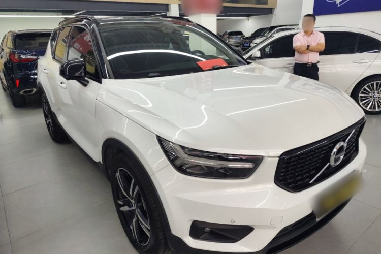 Used Volvo XC40 2020 T4 Four-Wheel Drive Smart & Sporty Edition Exterior 1