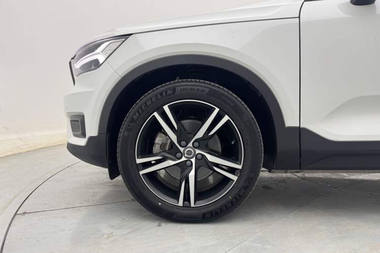 Used Volvo XC40 2020 T4 Four-Wheel Drive Smart & Sporty Edition Exterior 11