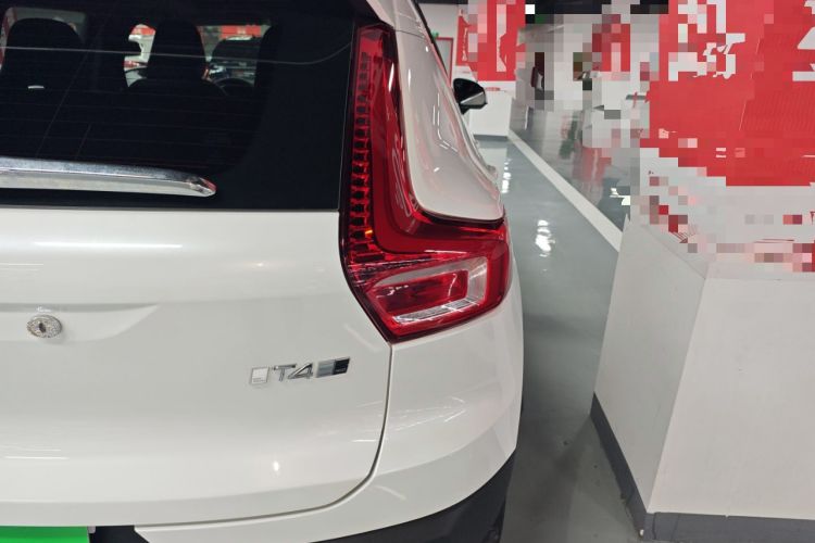 Used Volvo XC40 2020 T4 Four-Wheel Drive Smart Luxury Edition Exterior 3