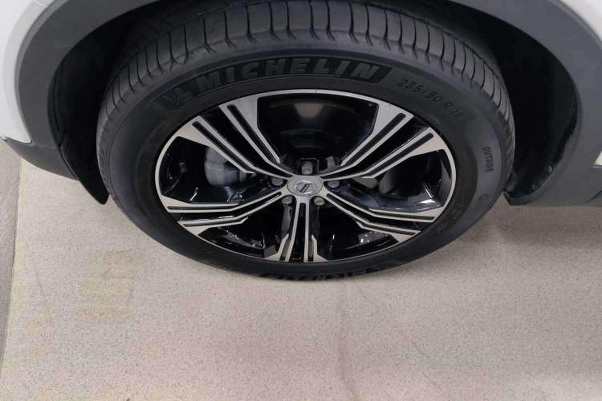 Used Volvo XC40 2020 T4 Four-Wheel Drive Smart Luxury Edition Exterior 4