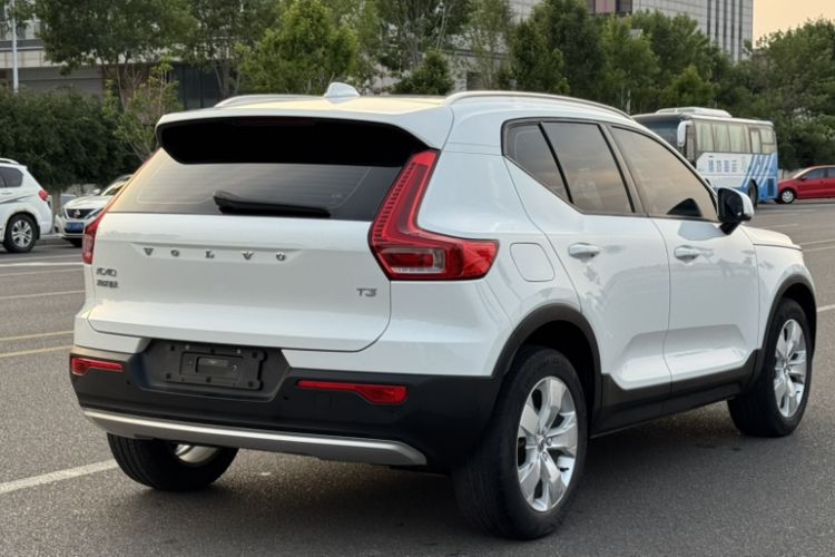 Used Volvo XC40 2020 T3 Smart & Stylish Edition Exterior 8