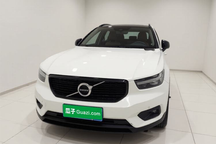 Used Volvo XC40 2020 T4 4x4 Smart Luxury Sport Edition Front