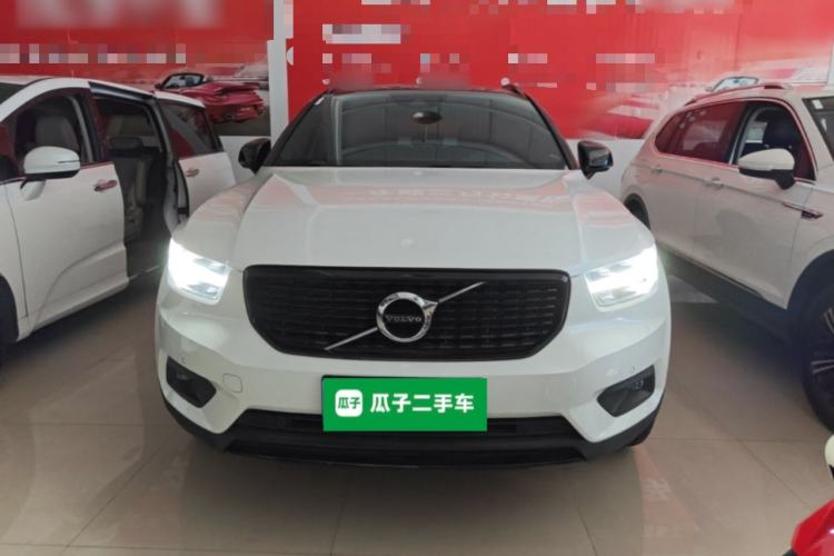 Used Volvo XC40 2020 T4 4x4 Smart Luxury Sport Edition Front