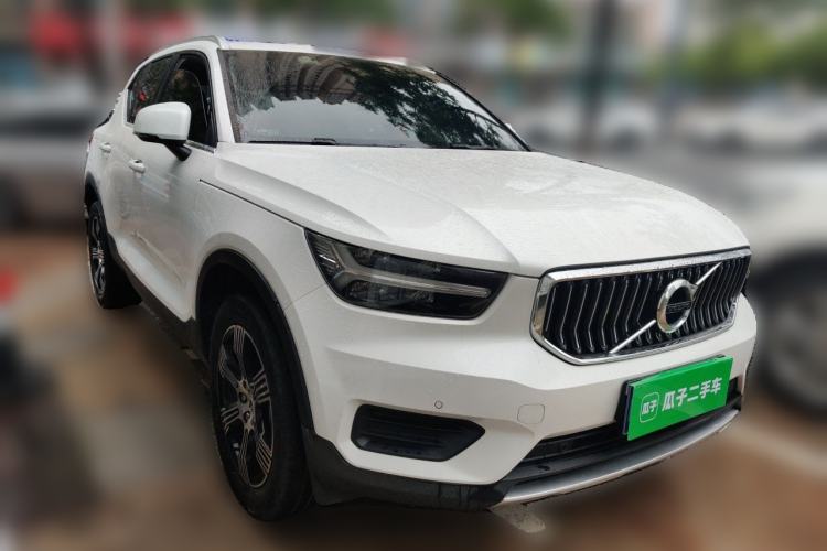 Used Volvo XC40 2020 T3 Zhiyuan Luxury Edition Front Right 45 Deg