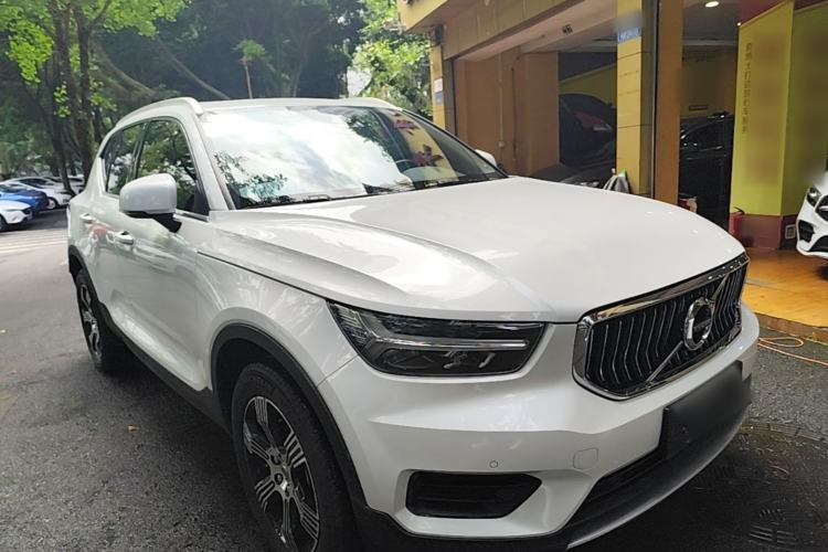 Used Volvo XC40 2020 T3 Zhiyuan Luxury Edition Front Right 45 Deg