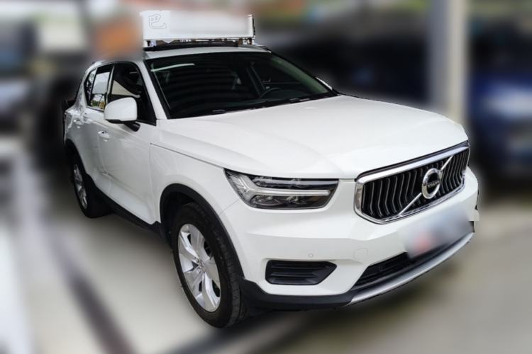 Used Volvo XC40 2020 T3 Smart & Stylish Edition Front Right 45 Deg