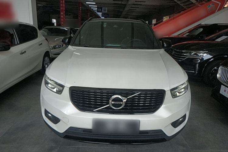 Used Volvo XC40 2020 T4 Four-Wheel Drive Smart & Sporty Edition Front