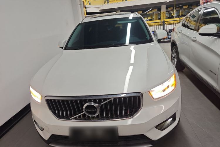 Used Volvo XC40 2020 T4 Four-Wheel Drive Smart Luxury Edition Front