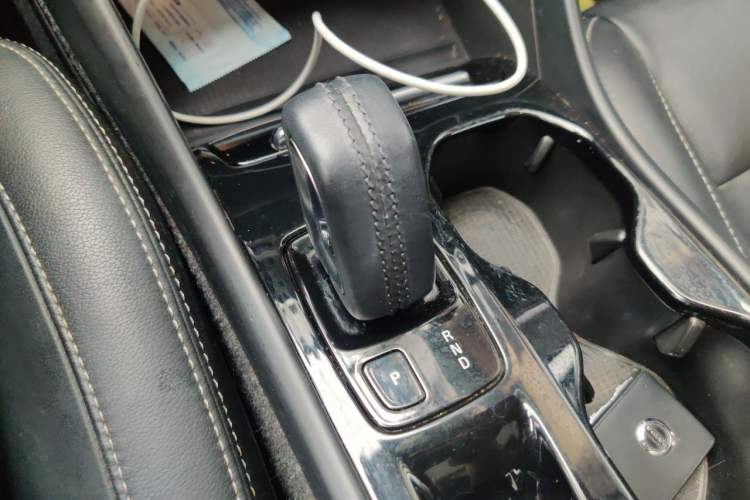 Used Volvo XC40 2020 T3 Zhiyuan Luxury Edition Gear Lever