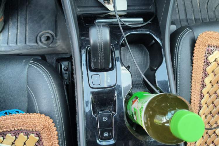 Used Volvo XC40 2020 T3 Zhiyuan Luxury Edition Gear Lever
