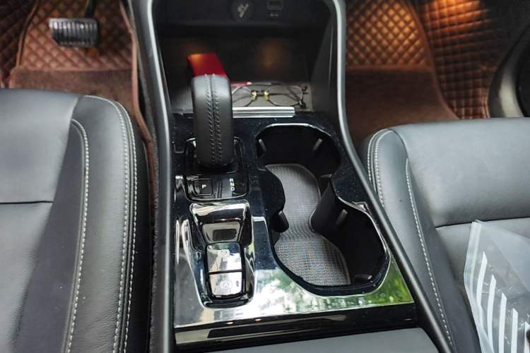 Used Volvo XC40 2020 T3 Zhiyuan Luxury Edition Gear Lever