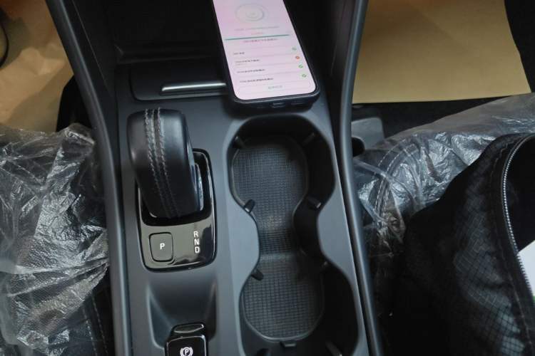 Used Volvo XC40 2020 T3 Smart & Stylish Edition Gear Lever