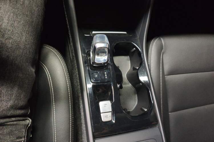 Used Volvo XC40 2020 T4 Four-Wheel Drive Smart Luxury Edition Gear Lever