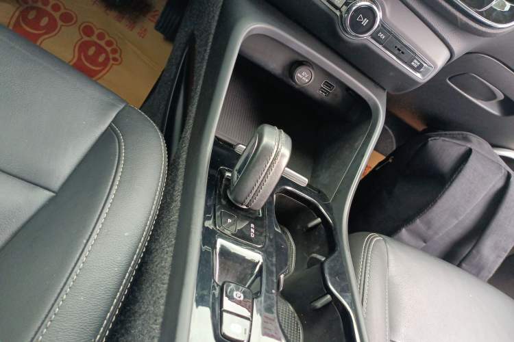 Used Volvo XC40 2020 T3 Zhiyuan Luxury Edition Gear Lever