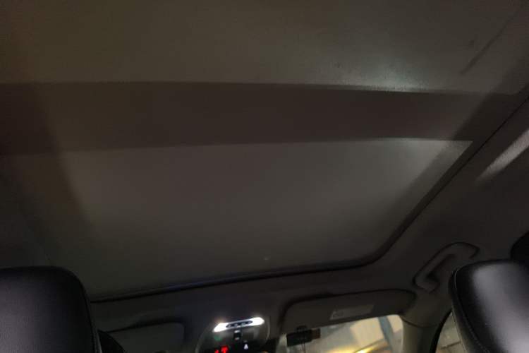 Used Volvo XC40 2020 T4 Four-Wheel Drive Smart Luxury Edition Headliner
