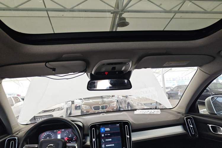 Used Volvo XC40 2020 T3 Smart & Stylish Edition Headliner