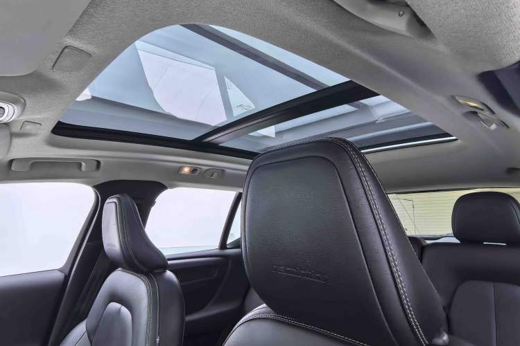Used Volvo XC40 2020 T4 4x4 Zhiya Luxury Edition Headliner