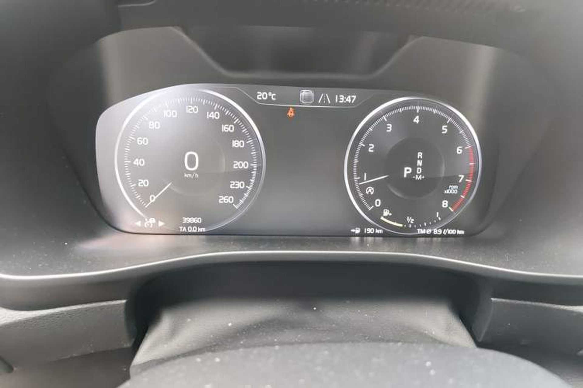 Used Volvo XC40 2020 T4 Four-Wheel Drive Smart & Sporty Edition Instrument Cluster