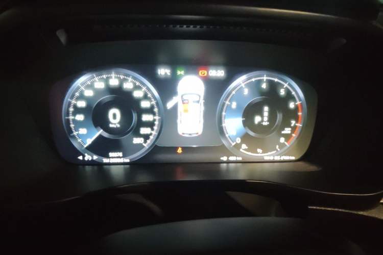 Used Volvo XC40 2020 T3 Smart & Stylish Edition Instrument Cluster