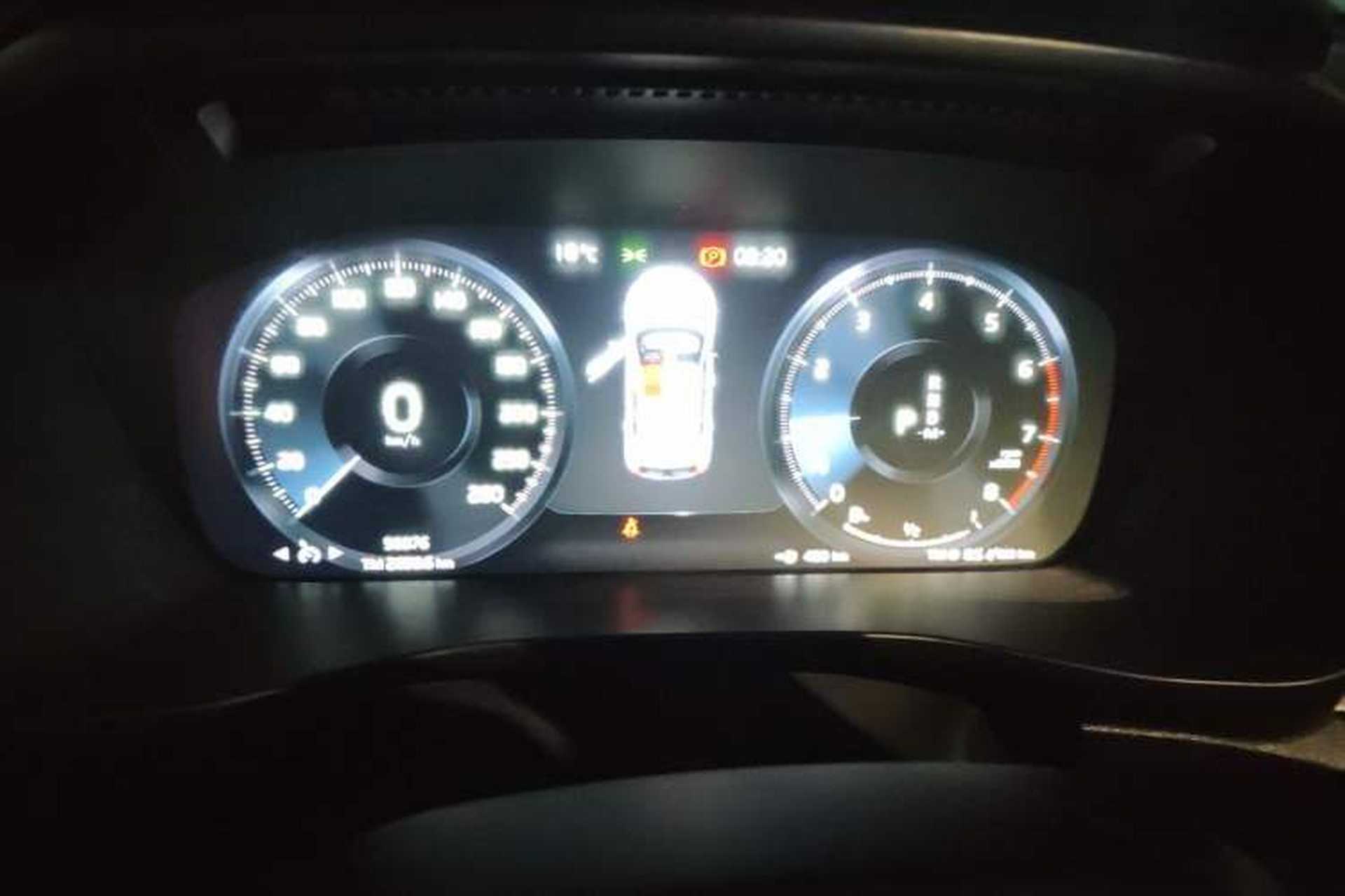 Used Volvo XC40 2020 T3 Smart & Stylish Edition Instrument Cluster