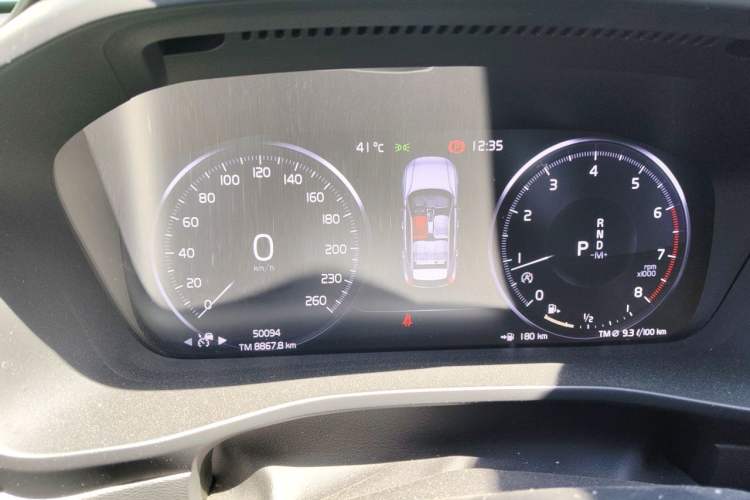 Used Volvo XC40 2020 T4 Four-Wheel Drive Smart Luxury Edition Instrument Cluster