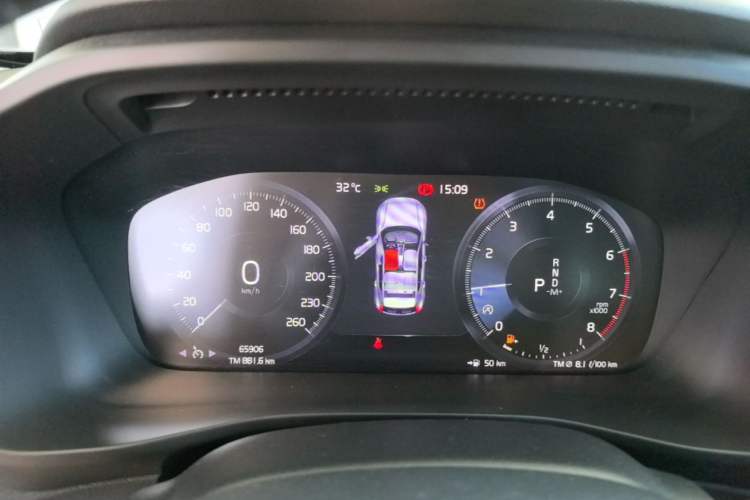 Used Volvo XC40 2020 T3 Smart & Stylish Edition Instrument Cluster