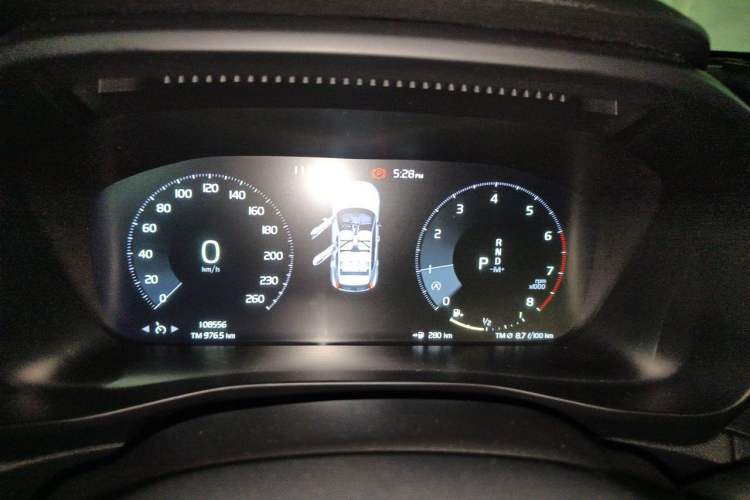 Used Volvo XC40 2020 T3 Smart & Stylish Edition Instrument Cluster