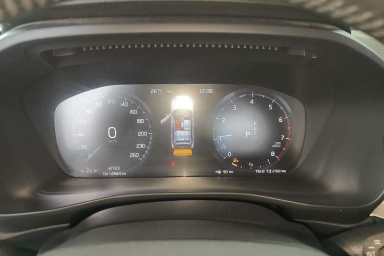 Used Volvo XC40 2020 T3 Smart & Stylish Edition Instrument Cluster