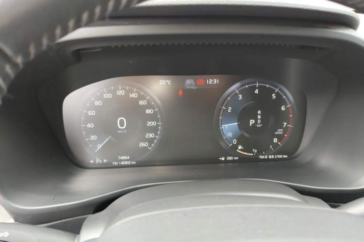 Used Volvo XC40 2020 T3 Zhiyuan Luxury Edition Instrument Cluster