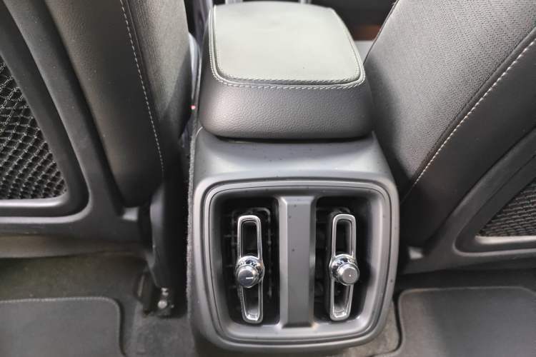 Used Volvo XC40 2020 T3 Smart & Stylish Edition Interior 8