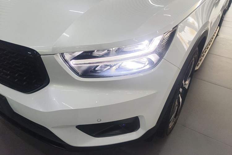 Used Volvo XC40 2020 T4 Four-Wheel Drive Smart & Sporty Edition Left Front Headlight