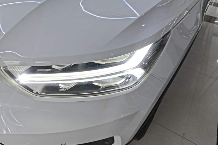 Used Volvo XC40 2020 T3 Smart & Stylish Edition Left Front Headlight