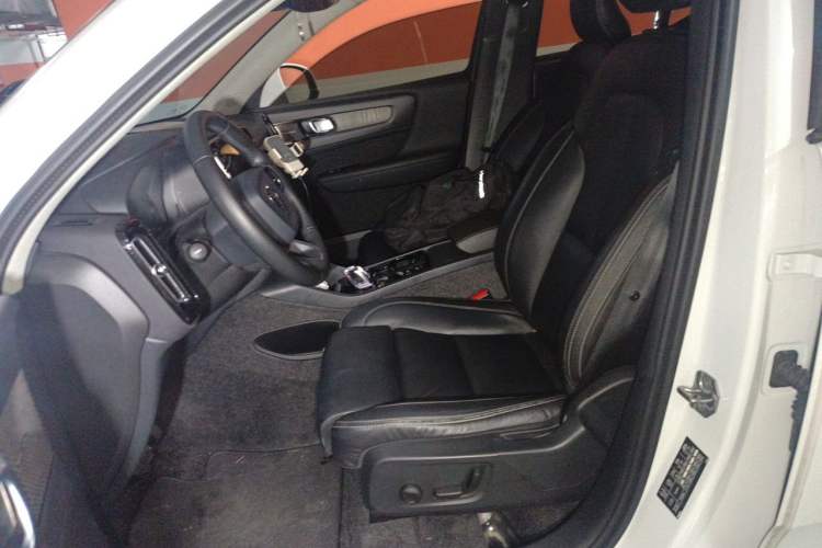 Used Volvo XC40 2020 T4 4x4 Zhiya Luxury Edition Left Front Seat