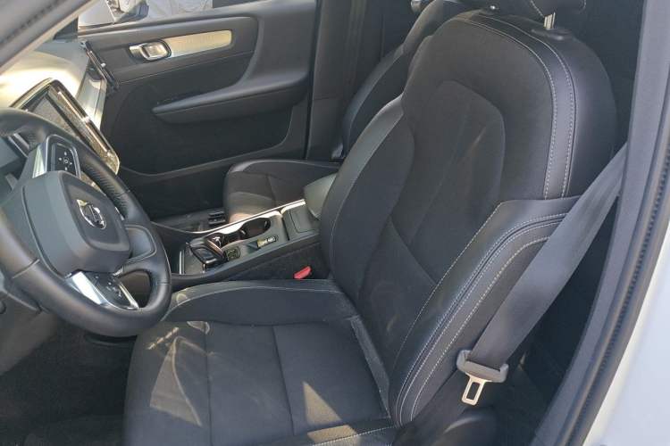 Used Volvo XC40 2020 T3 Smart & Stylish Edition Left Front Seat