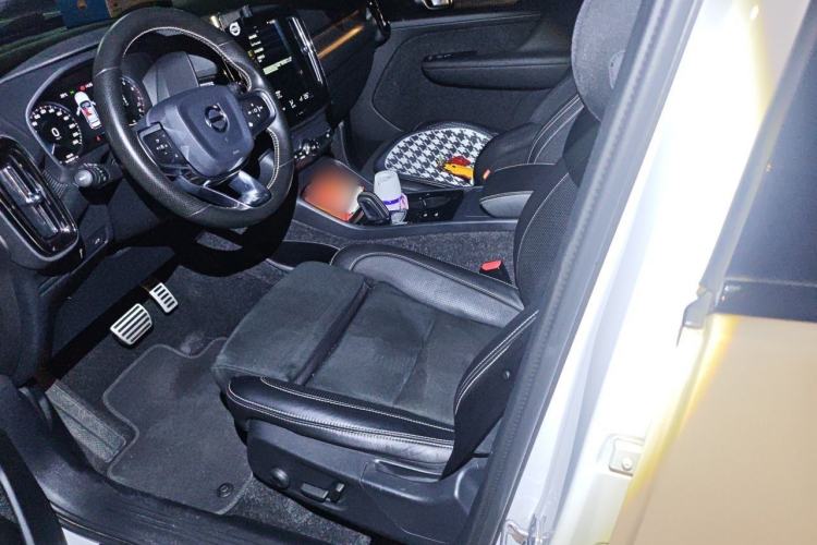 Used Volvo XC40 2020 T4 Four-Wheel Drive Smart & Sporty Edition Left Front Seat