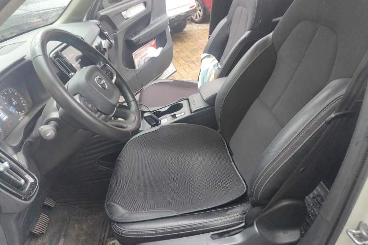 Used Volvo XC40 2020 T3 Smart & Stylish Edition Left Front Seat