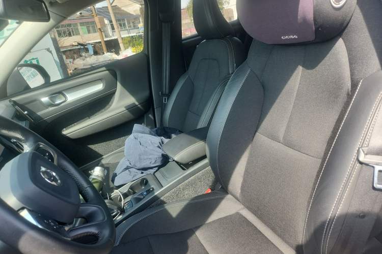 Used Volvo XC40 2020 T3 Smart & Stylish Edition Left Front Seat