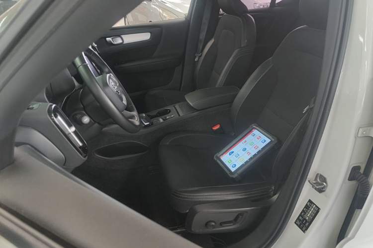 Used Volvo XC40 2020 T3 Smart & Stylish Edition Left Front Seat