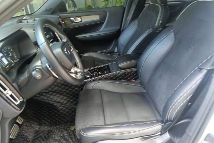 Used Volvo XC40 2020 T5 4x4 Zhiya Sport Edition Left Front Seat