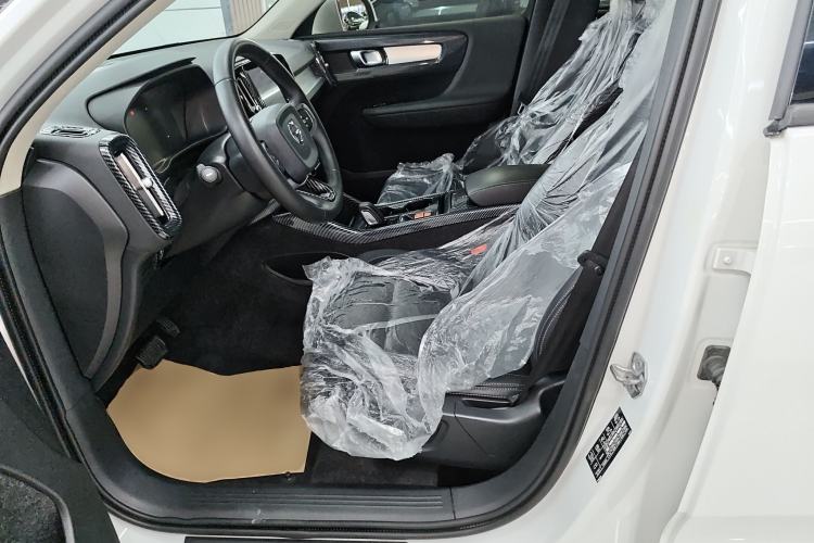 Used Volvo XC40 2020 T3 Smart & Stylish Edition Left Front Seat