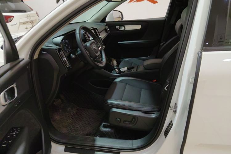 Used Volvo XC40 2020 T3 Smart & Stylish Edition Left Front Seat