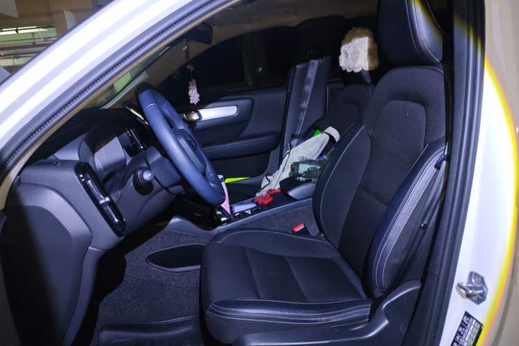 Used Volvo XC40 2020 T3 Smart & Stylish Edition Left Front Seat