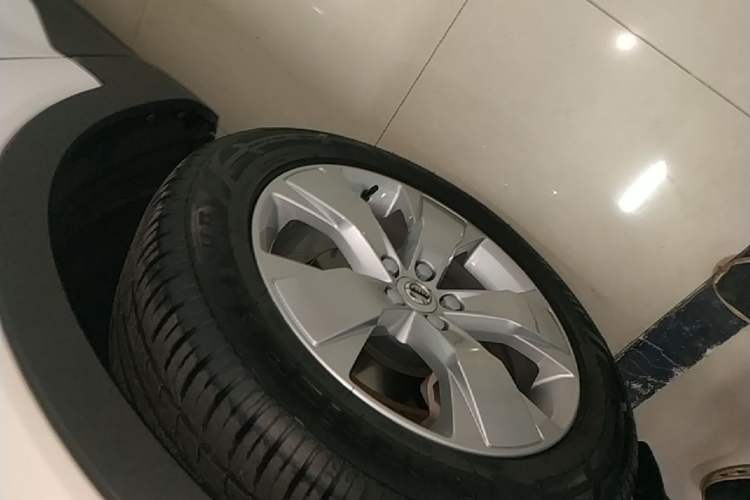 Used Volvo XC40 2020 T3 Smart & Stylish Edition Left Front Wheel Hub