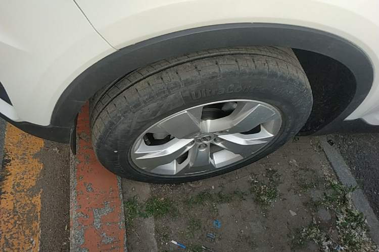 Used Volvo XC40 2020 T3 Smart & Stylish Edition Left Front Wheel Hub