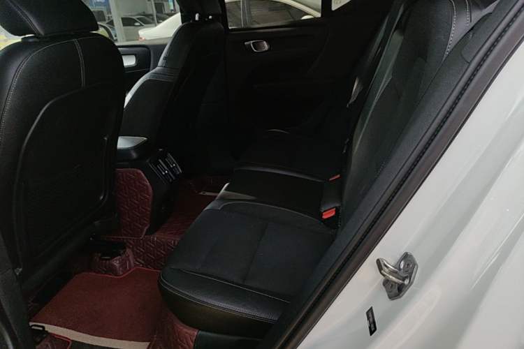 Used Volvo XC40 2020 T3 Smart & Stylish Edition Left Rear Seat