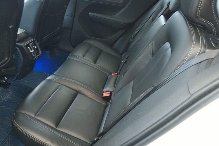 Used Volvo XC40 2020 T3 Zhiyuan Luxury Edition Left Rear Seat