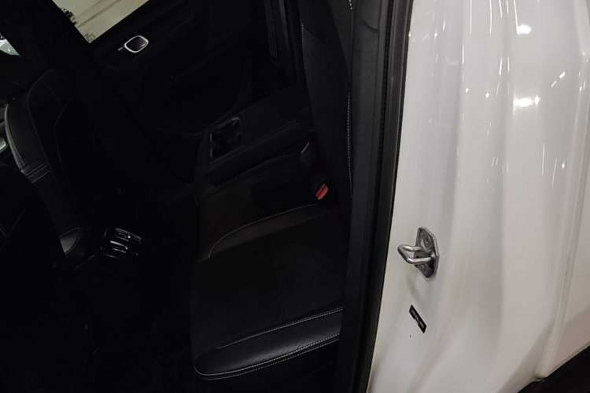 Used Volvo XC40 2020 T4 4x4 Smart Luxury Sport Edition Left Rear Seat