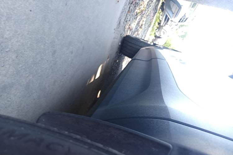 Used Volvo XC40 2020 T4 Four-Wheel Drive Smart & Sporty Edition Left Side Sill